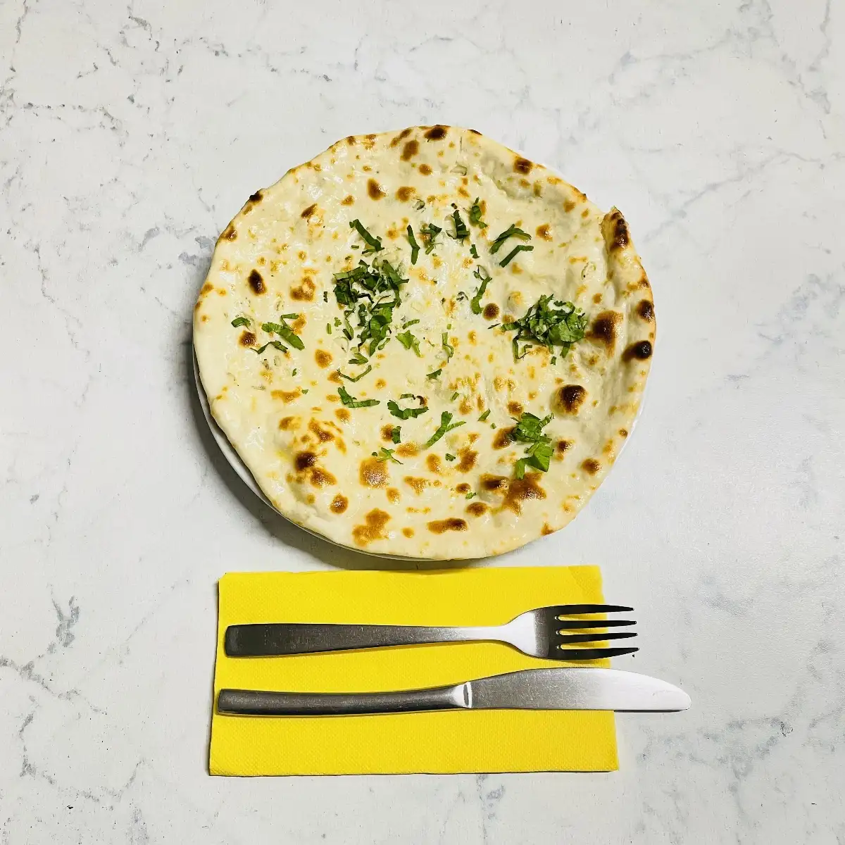 NAAN GARLIC (AIL)